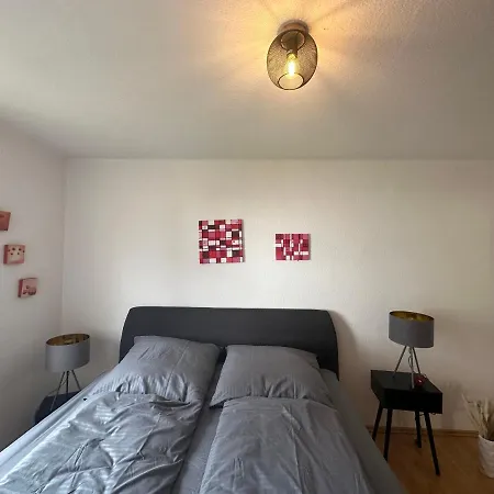 Ferienwohnung Zentral In Stadt- Und Bodenseenahe Friedrichshafen